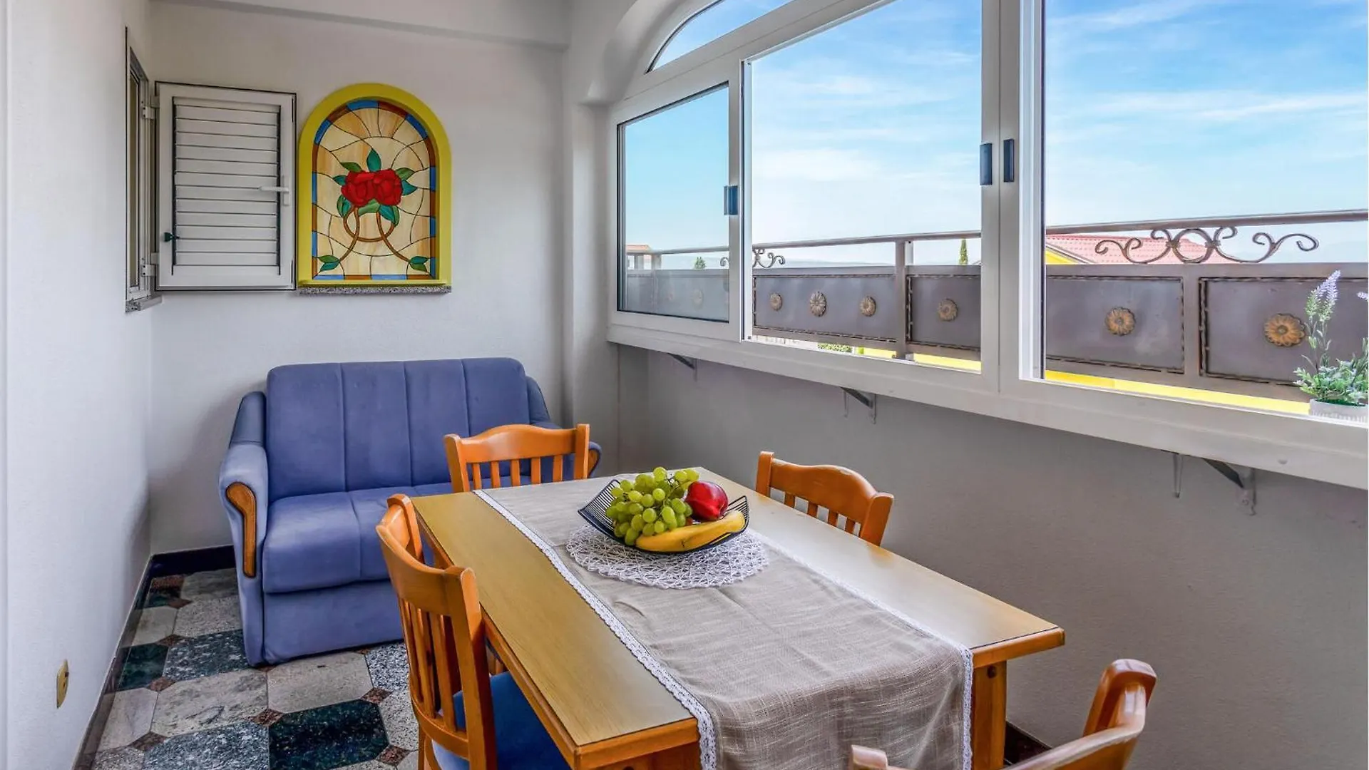 4 Bedroom Awesome Apartment In Selce Croatia