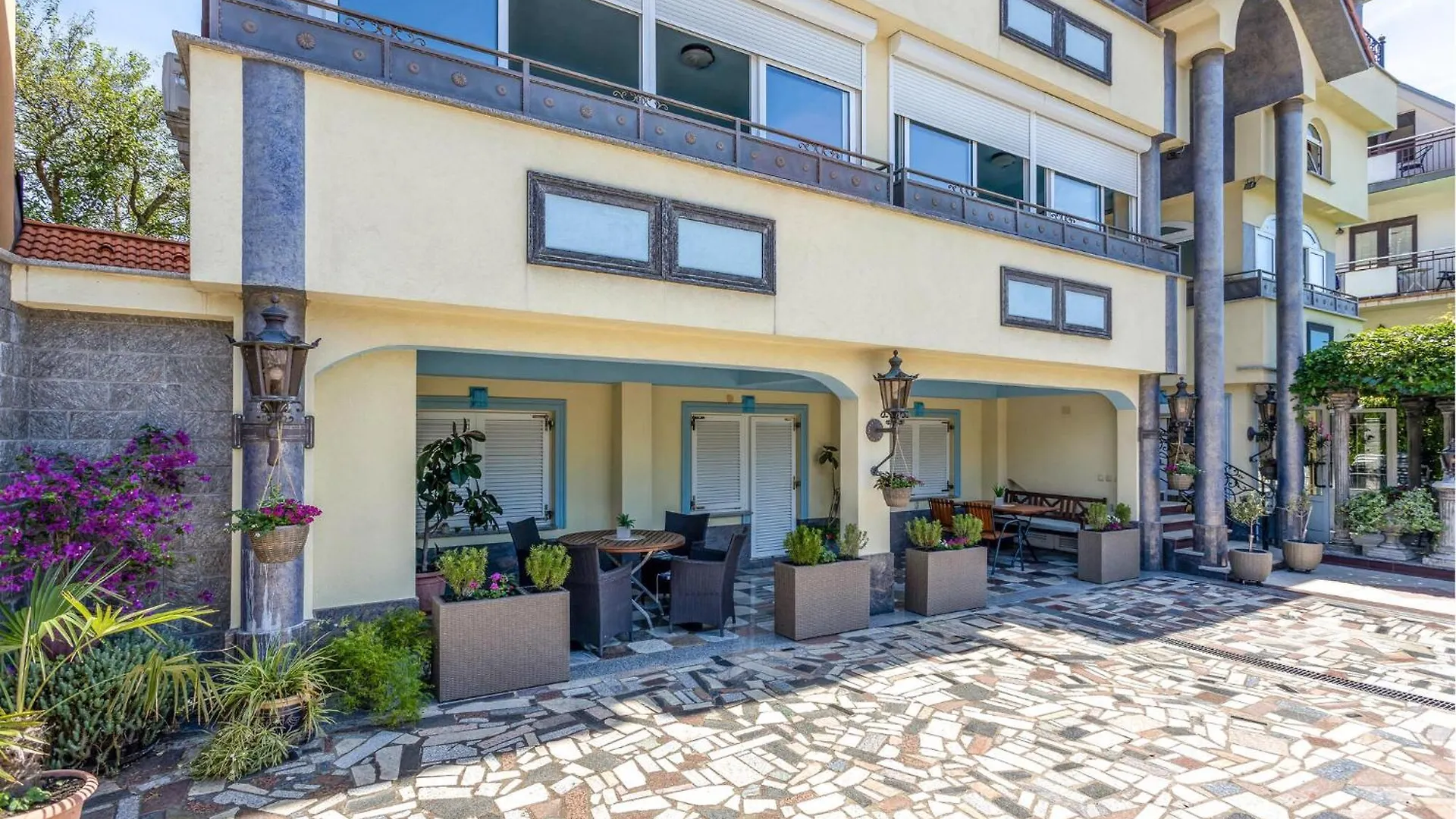4 Bedroom Awesome Apartment In Selce 0*,  Croatia